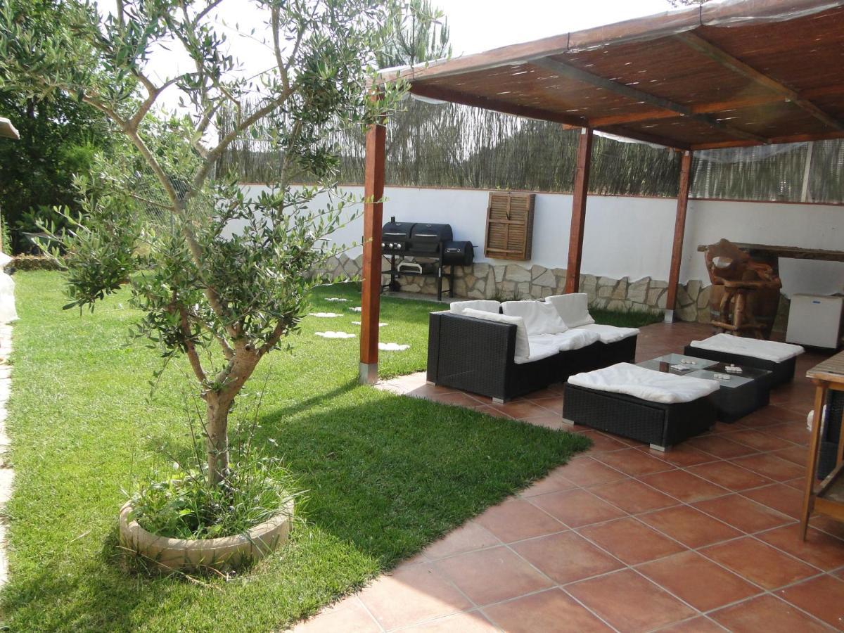 Detached Villa For 6 People In Lloret De Mar With Comunal Outdoor Swimming Pool Puigventos Ngoại thất bức ảnh