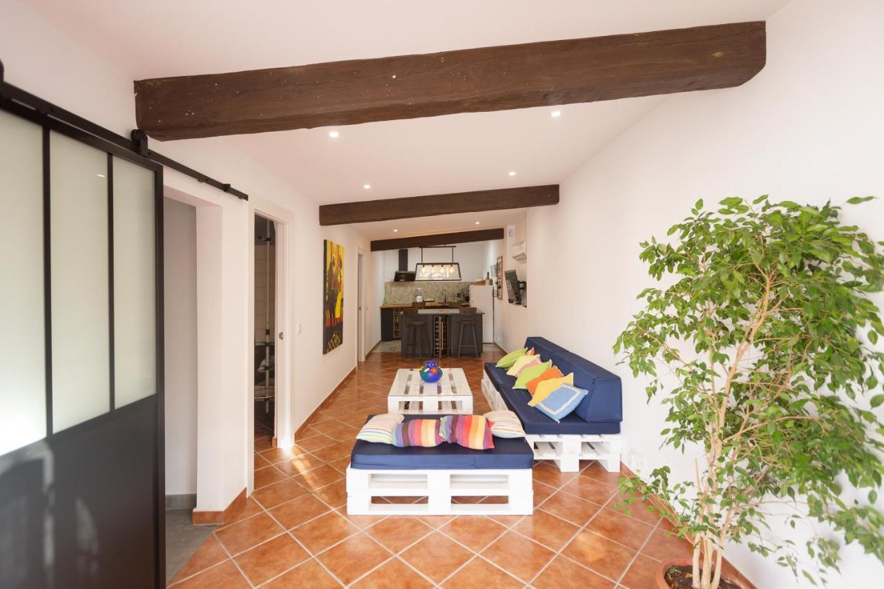 Detached Villa For 6 People In Lloret De Mar With Comunal Outdoor Swimming Pool Puigventos Ngoại thất bức ảnh